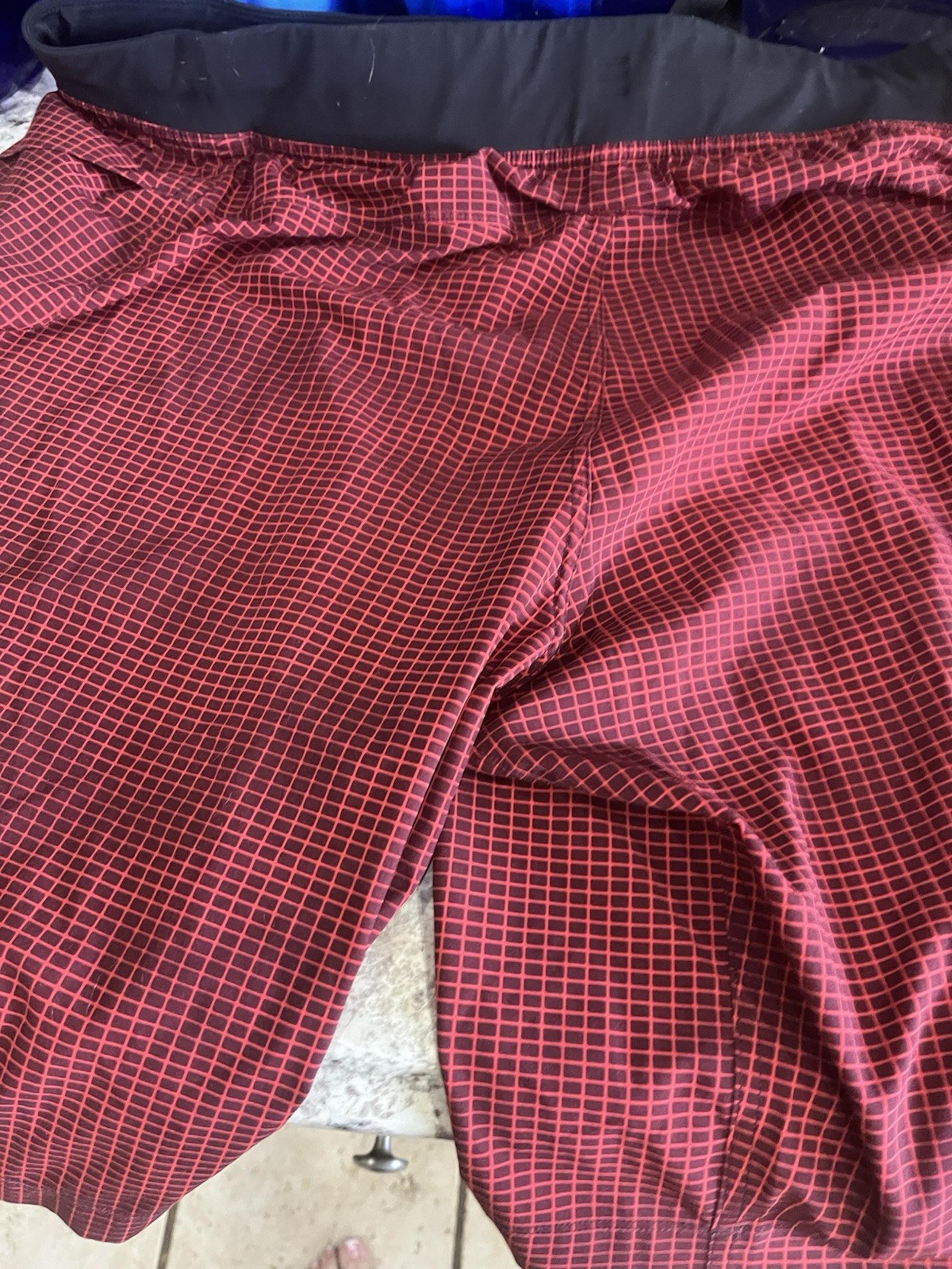 Lululemon Shorts Mens Red Linerless Performance Core Short Wave Ruby Gym XXL