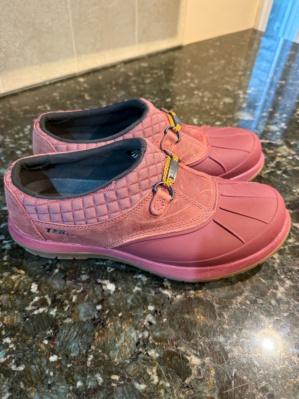 Woman's Clogs L.L.Bean Storm Chaser Tek 2.5 Magenta Shoe 8.5 M Mint R