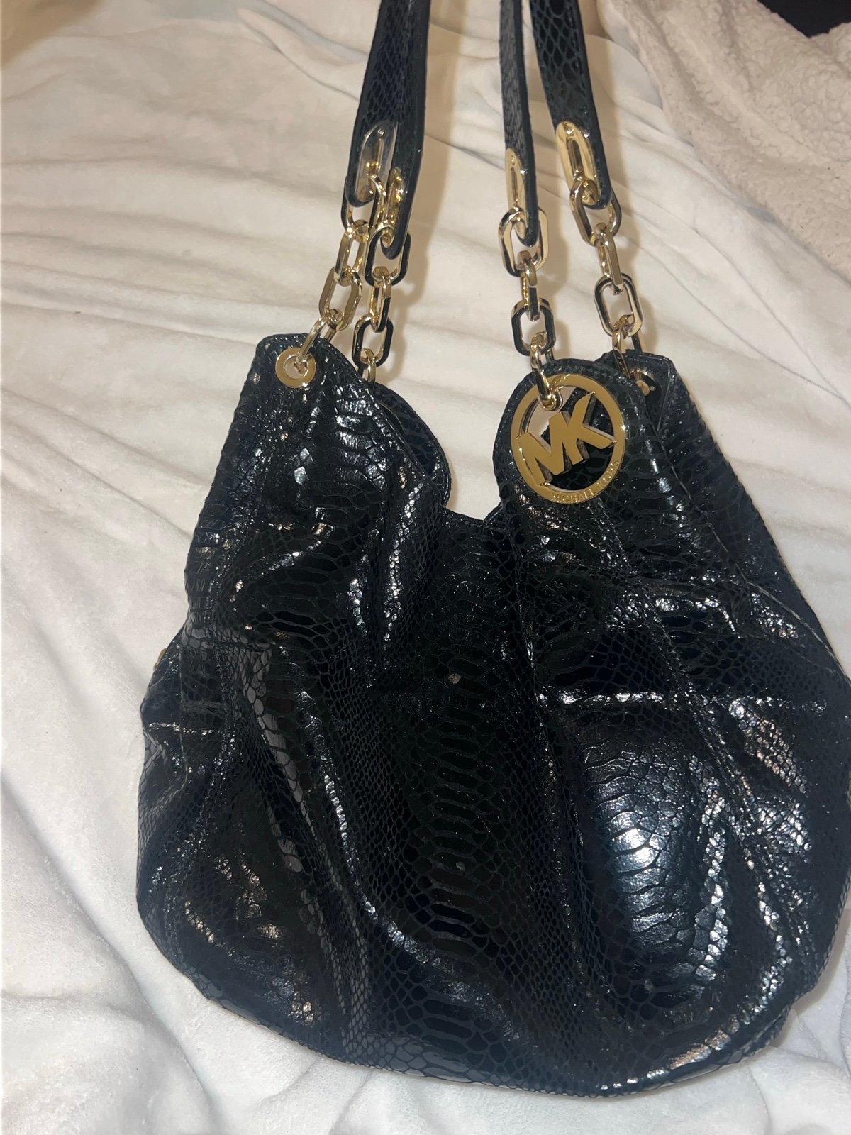 Michael Kors handbag used few times is like new
