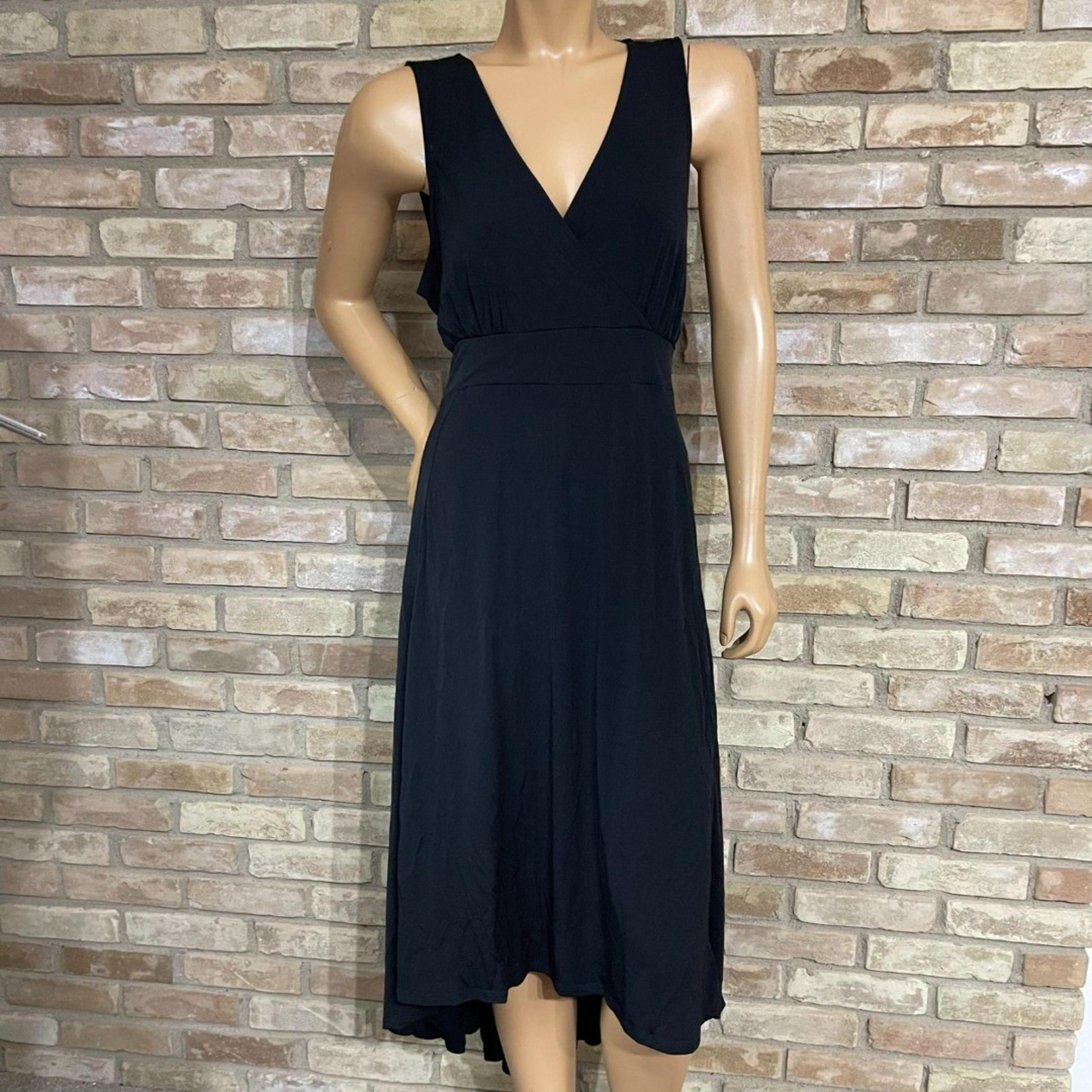 Torrid Midi Studio Knit Hi Low Dress Plus 2X Black Surplice Neck Sleeveless Tie