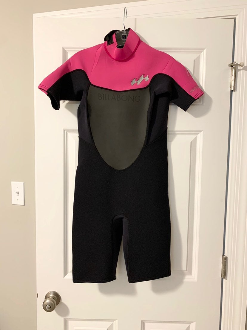 NWT Women's wetsuit size 8