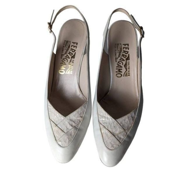 SALVATORE FERRAGAMO White Leather Slingback Pumps Size 7.5