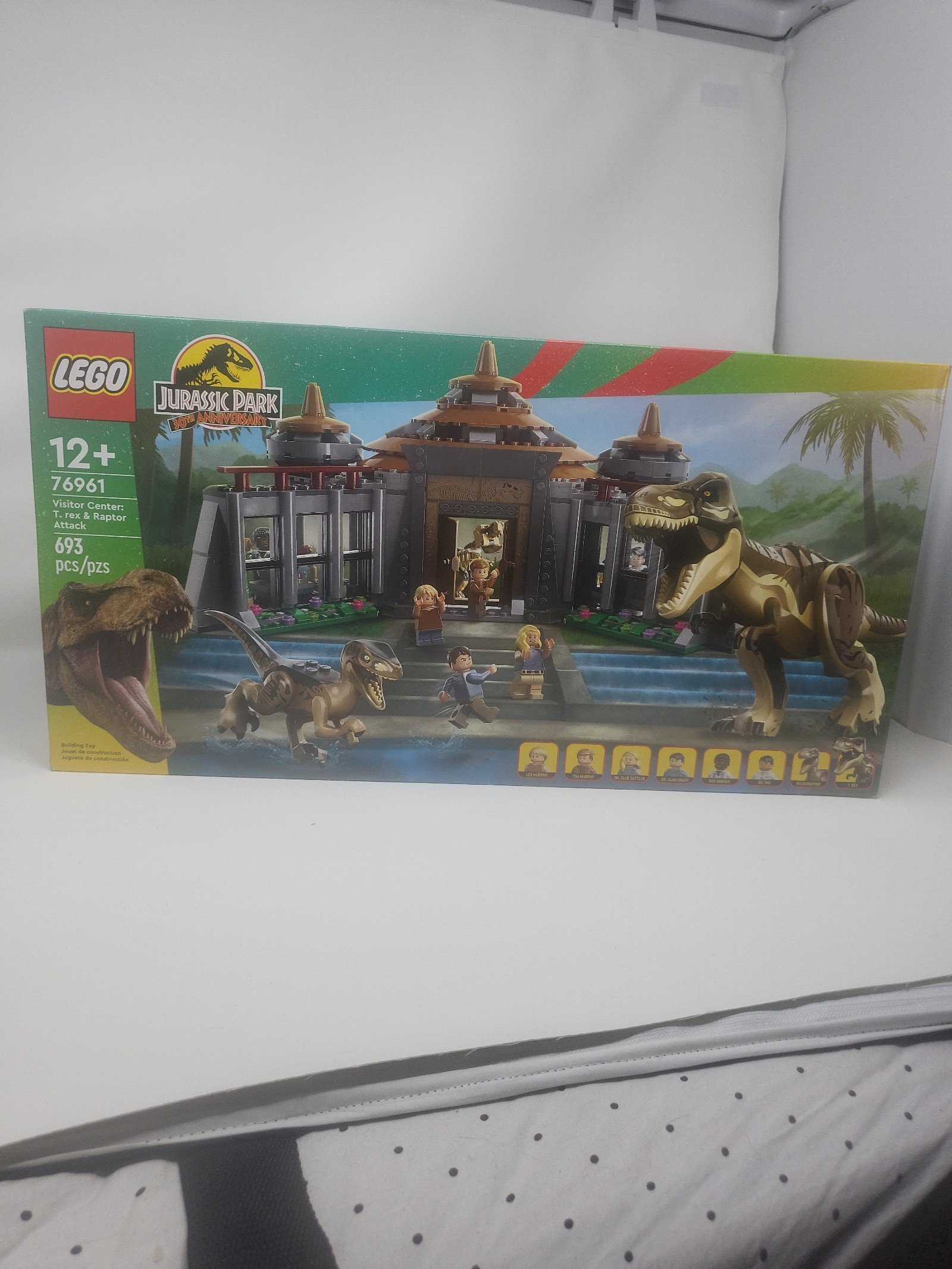 NEW JURRASIC PARK VISTOR CENTER LEGOS