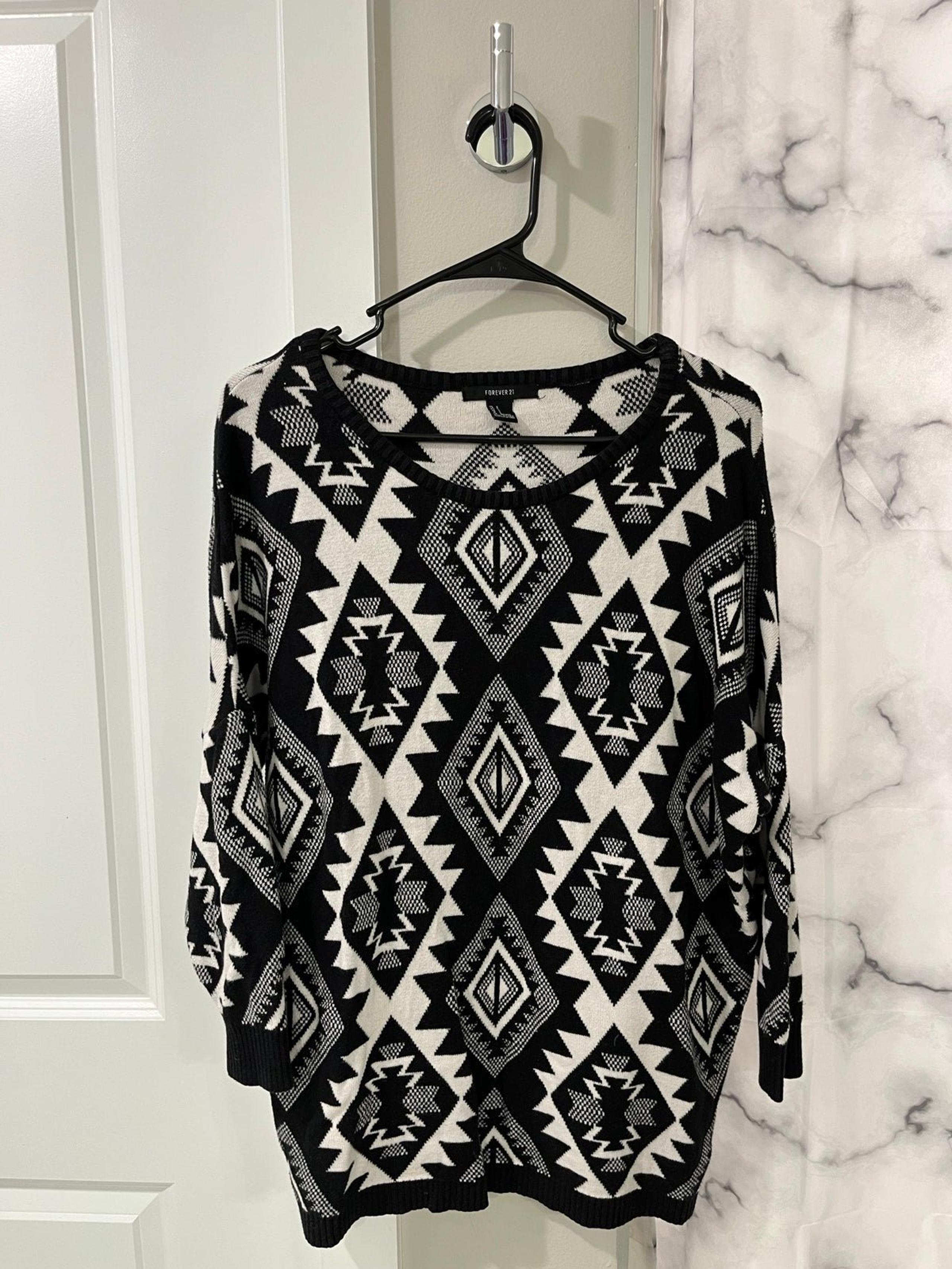 Forever 21 Black and White Tribal Sweater