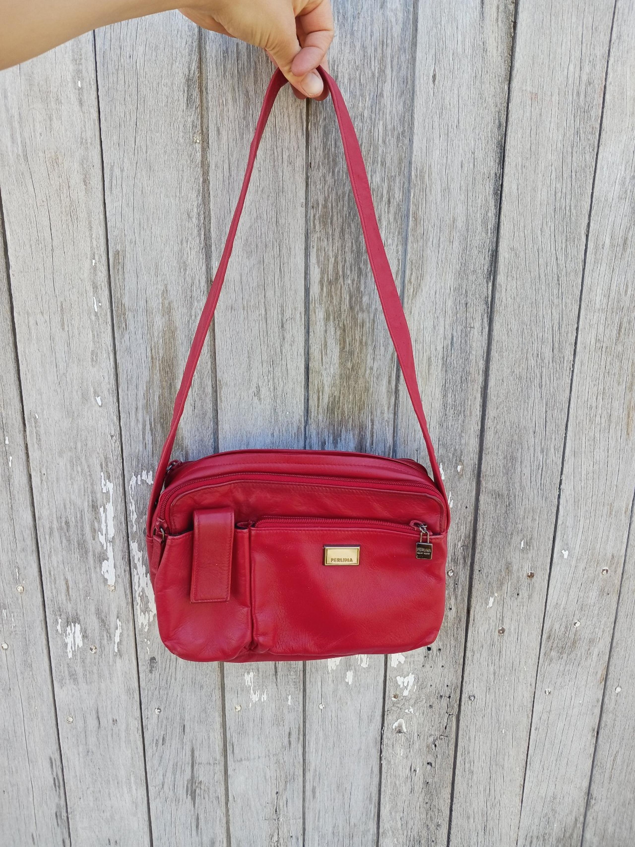 Vintage PERLINA New York Small Shoulder Bag Soft Red Genuine Leather Y2K 

It's