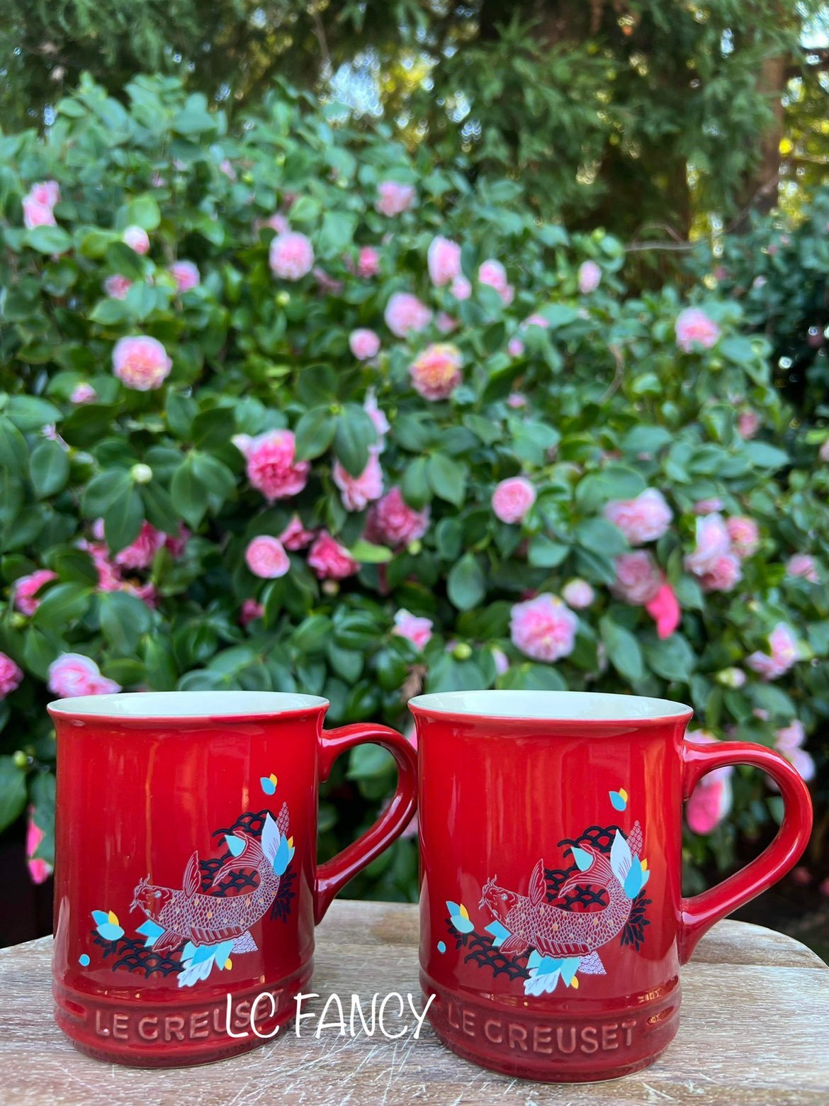 Le Creuset - LOTUS COLLECTION - Set of 2 mugs in RED