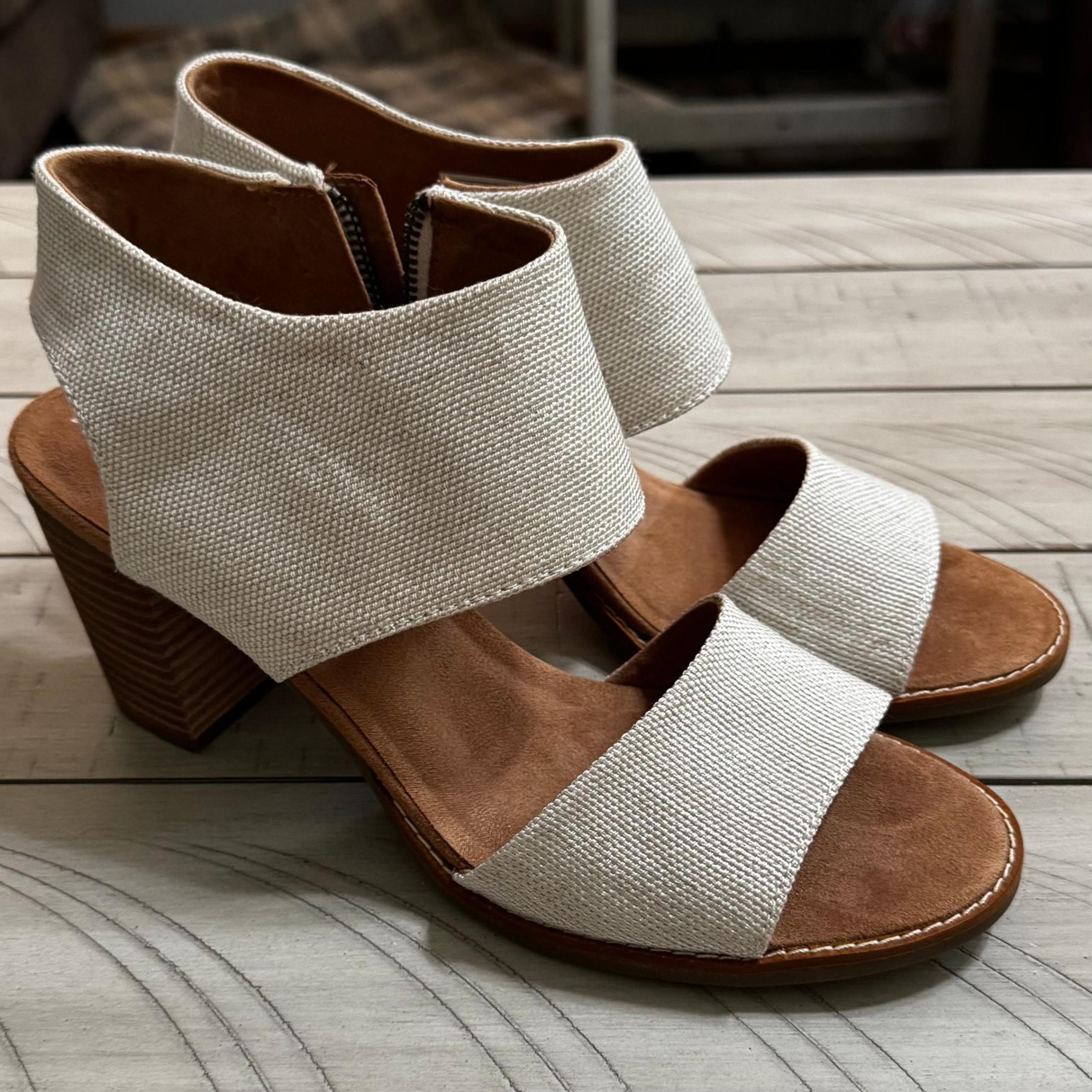 TOMS Women's Majorca Cutout Wedge Heels - New with Tags - Size 10