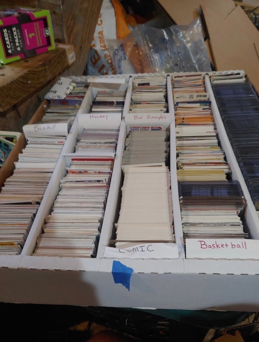 30 lb of sports cards, baseball football basketball ect..