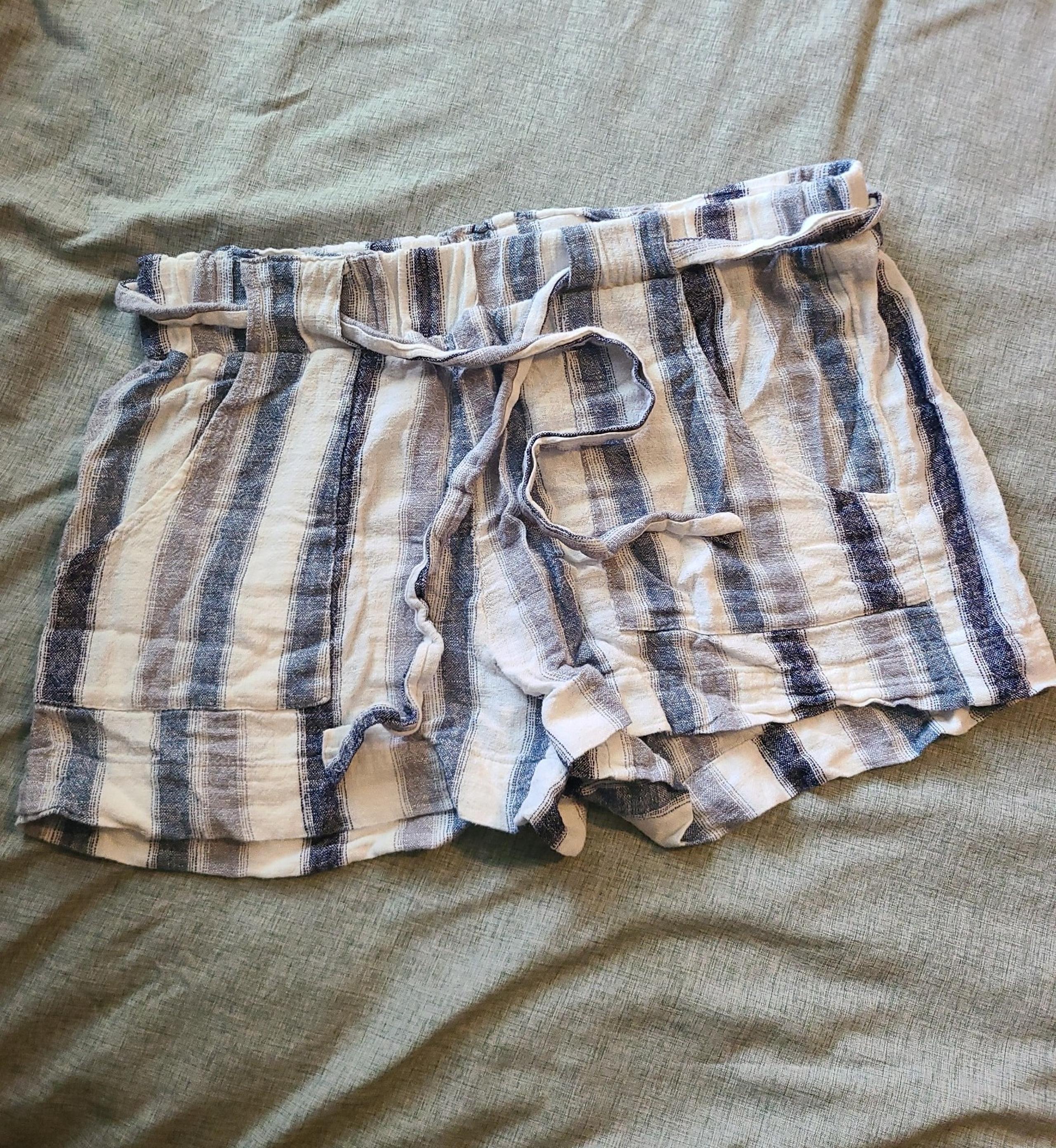 Linen stripped shorts lg