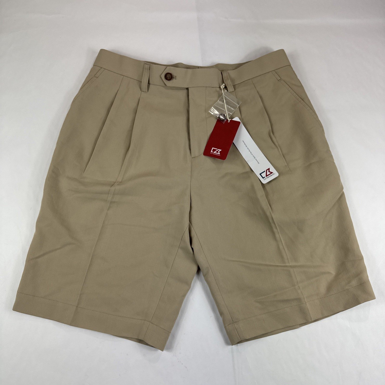 Cutter Buck Shorts Mens 32x11 Beige Khaki Pleated Casual Golf Preppy Dad Grandpa