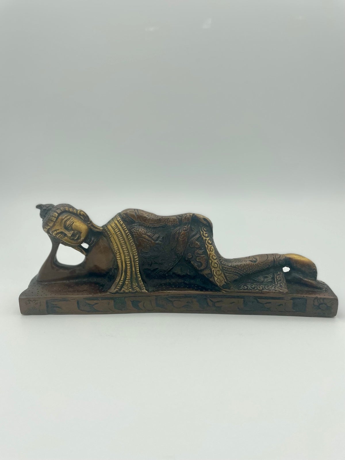 TAO Resting Budda