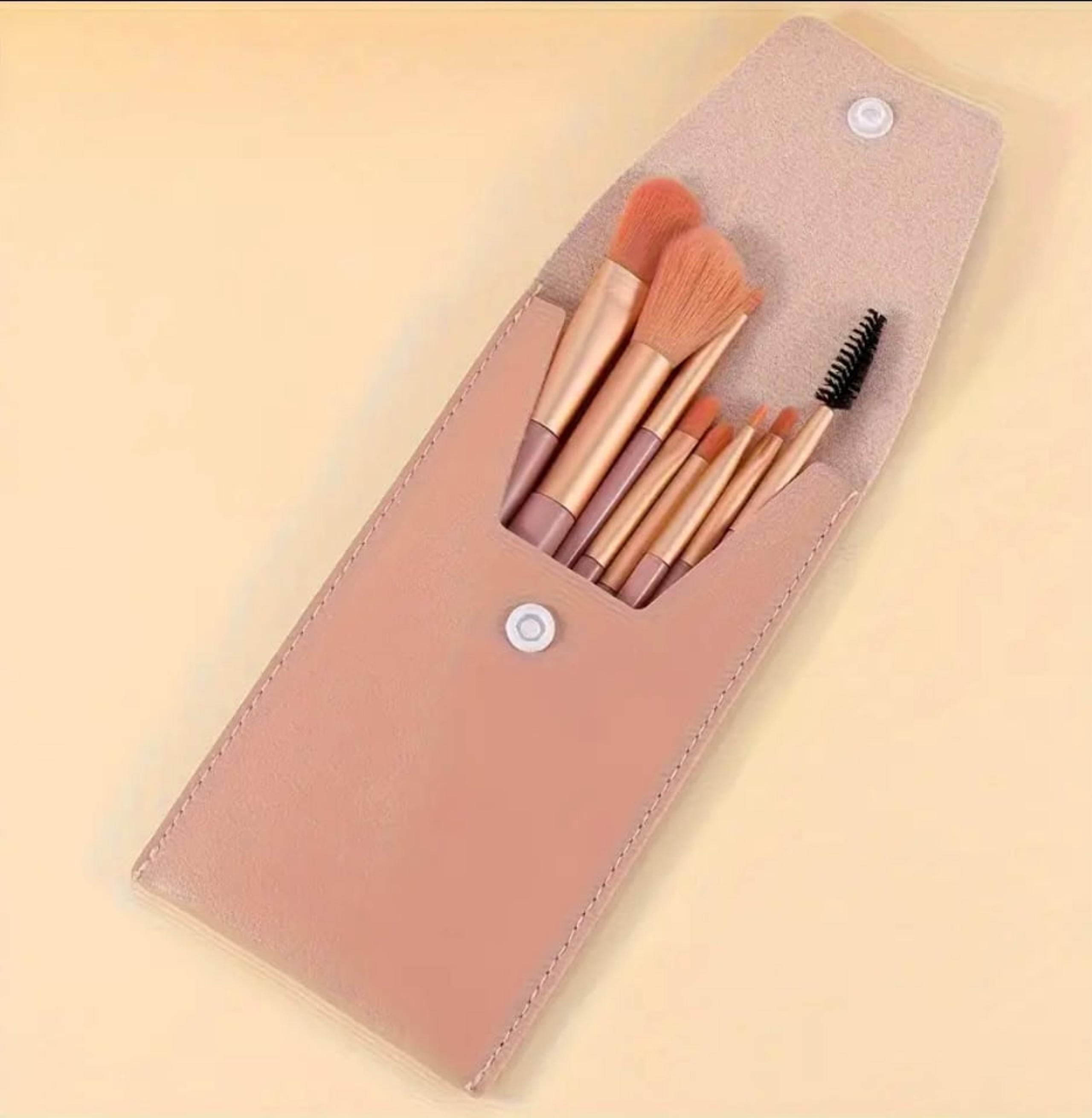 8pc Mini Travel Makeup Brush Set w/ Orange Case – Soft Bristles