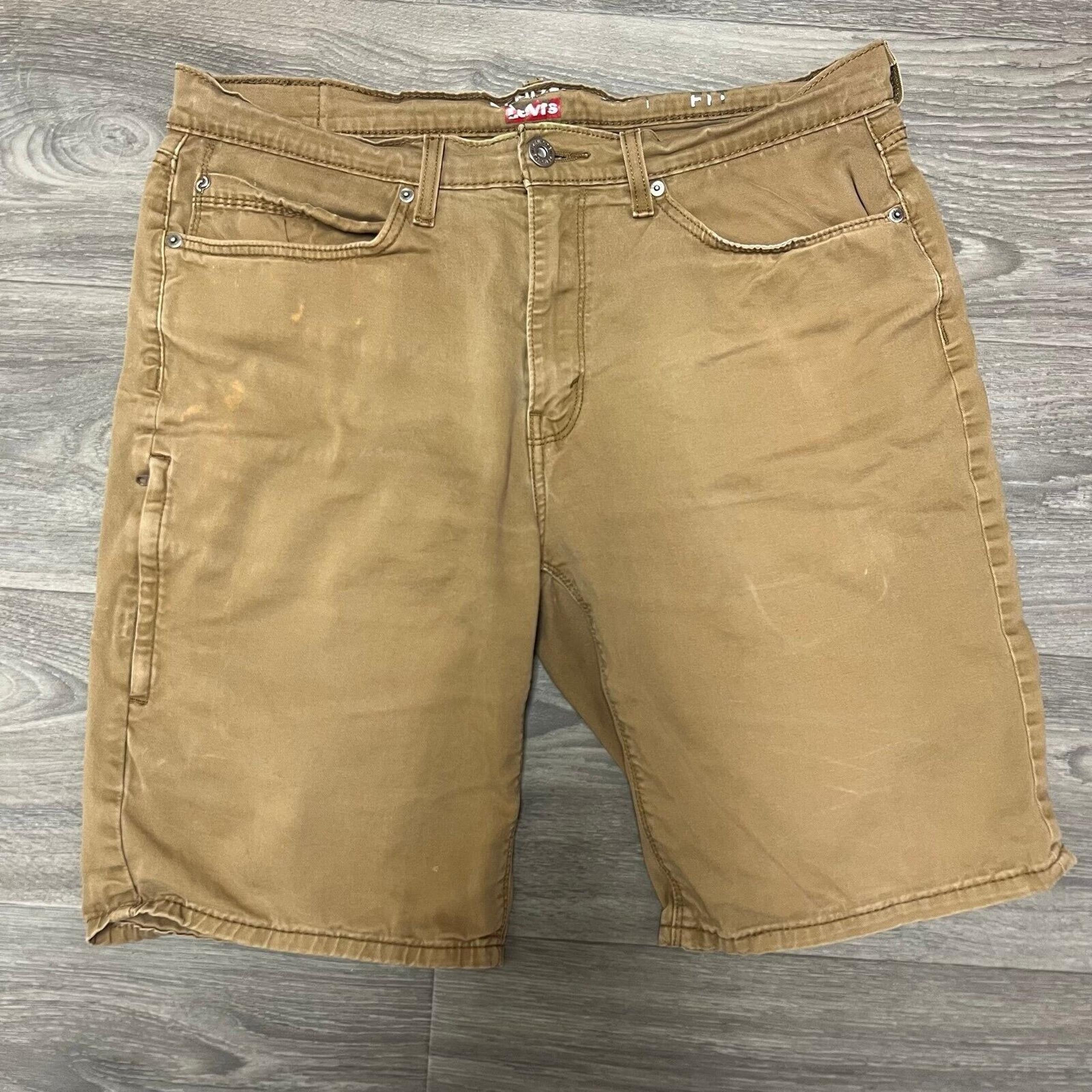 Levi's Khaki Shorts Carpenter Style Casual Everyday Wear Men's 0164