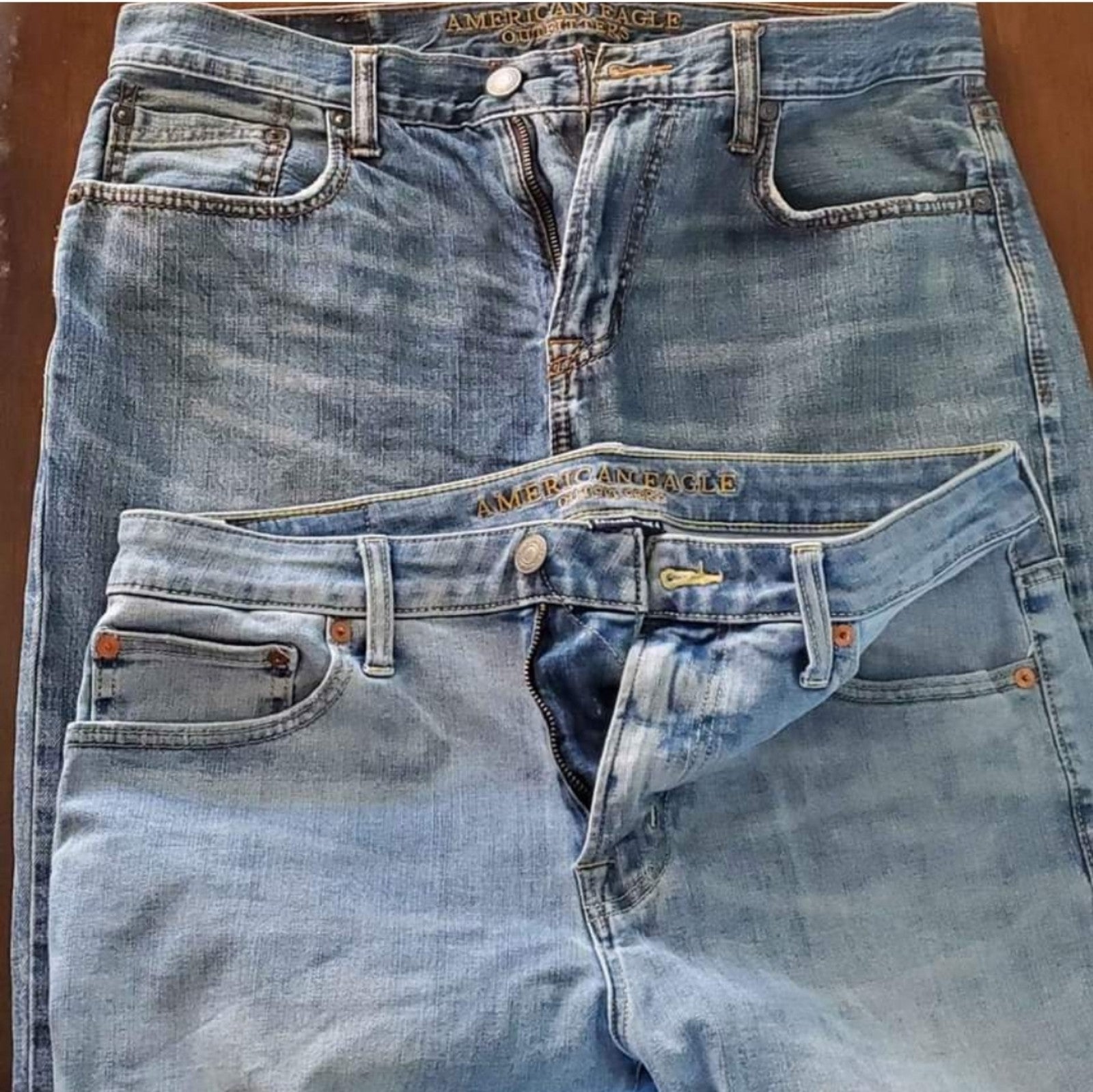(2) American Eagle denims