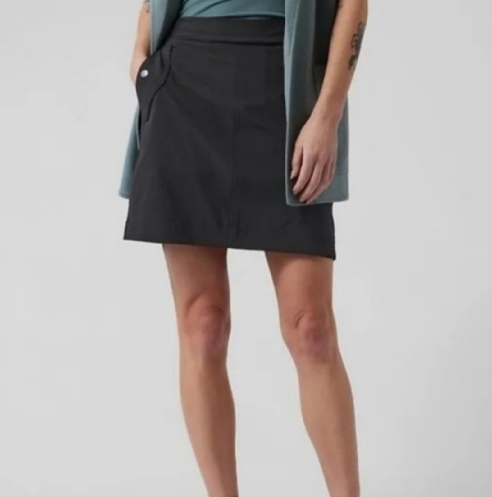 Athleta Black Vienna Cargo Skort Skirt Size 0