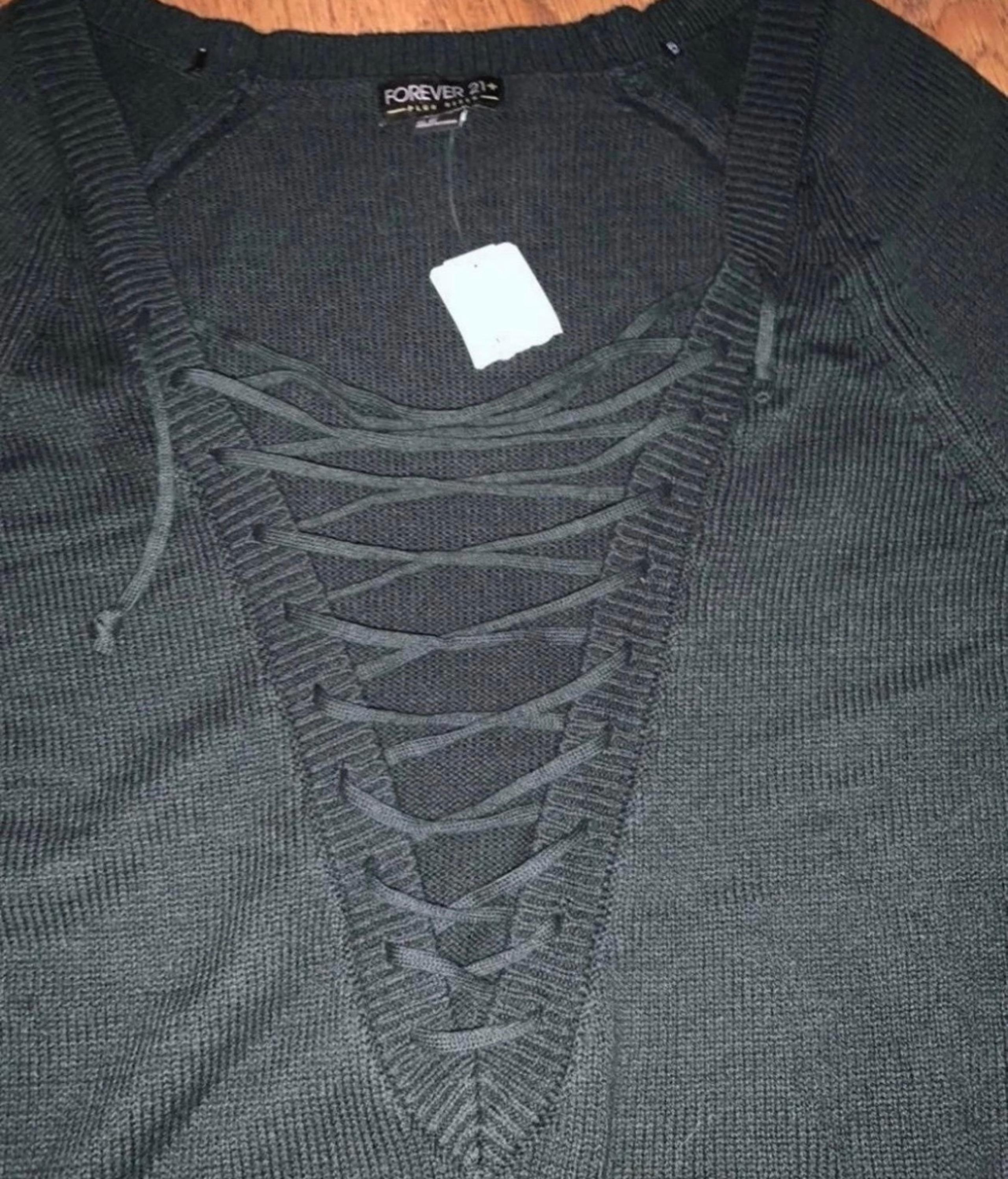 Dark green plunge Sweater 2X new lace up