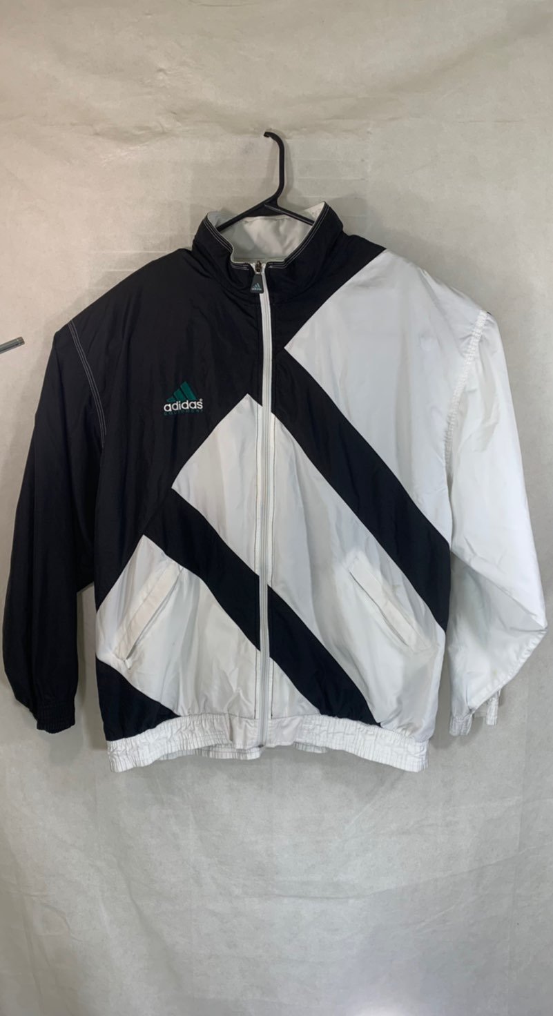 VINTAGE ADIDAS 90’s big logo windbreaker