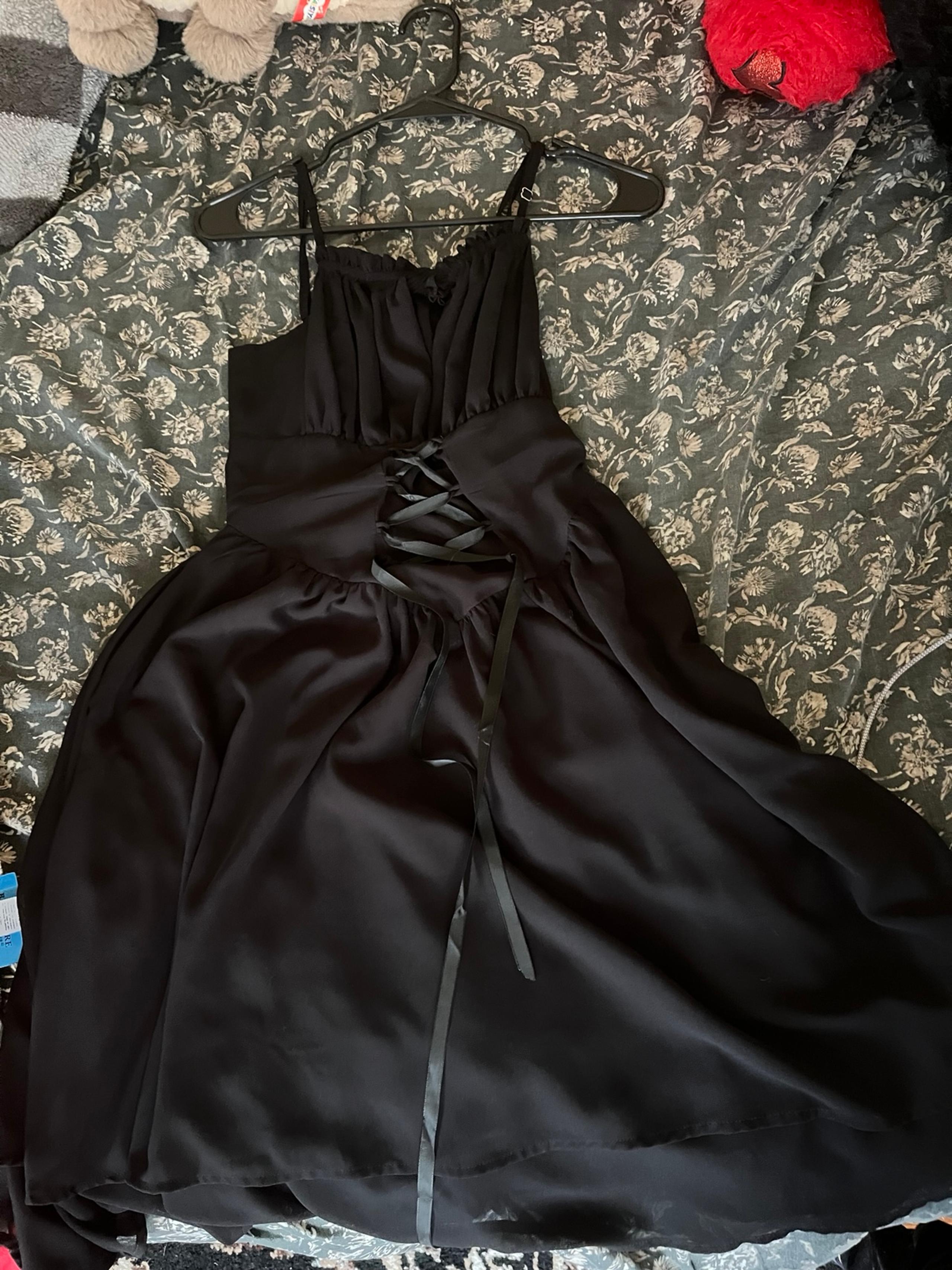 Amazon black Renaissance dress