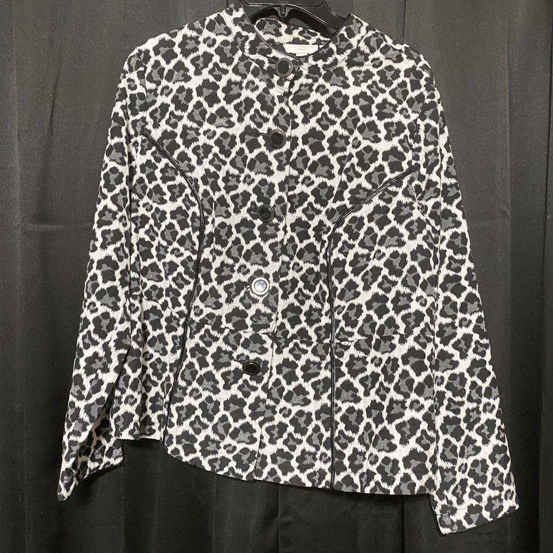 Charter Club Women's Jacket 1X Collarless Button Up Cheetah Leopard Lightweight,