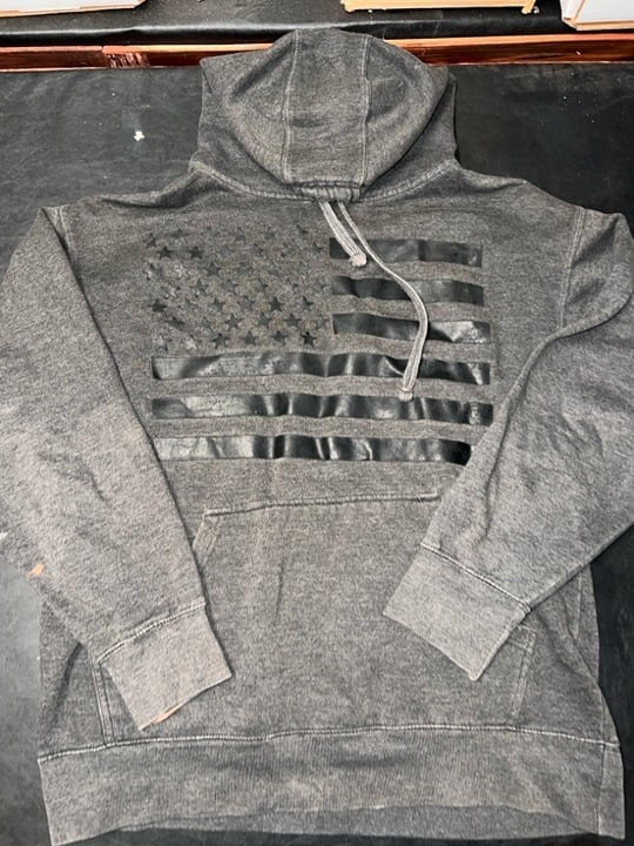 Men Large Grey Black American Flag Pullover Hoodie DEFECT (GS1) - Ring of Fire