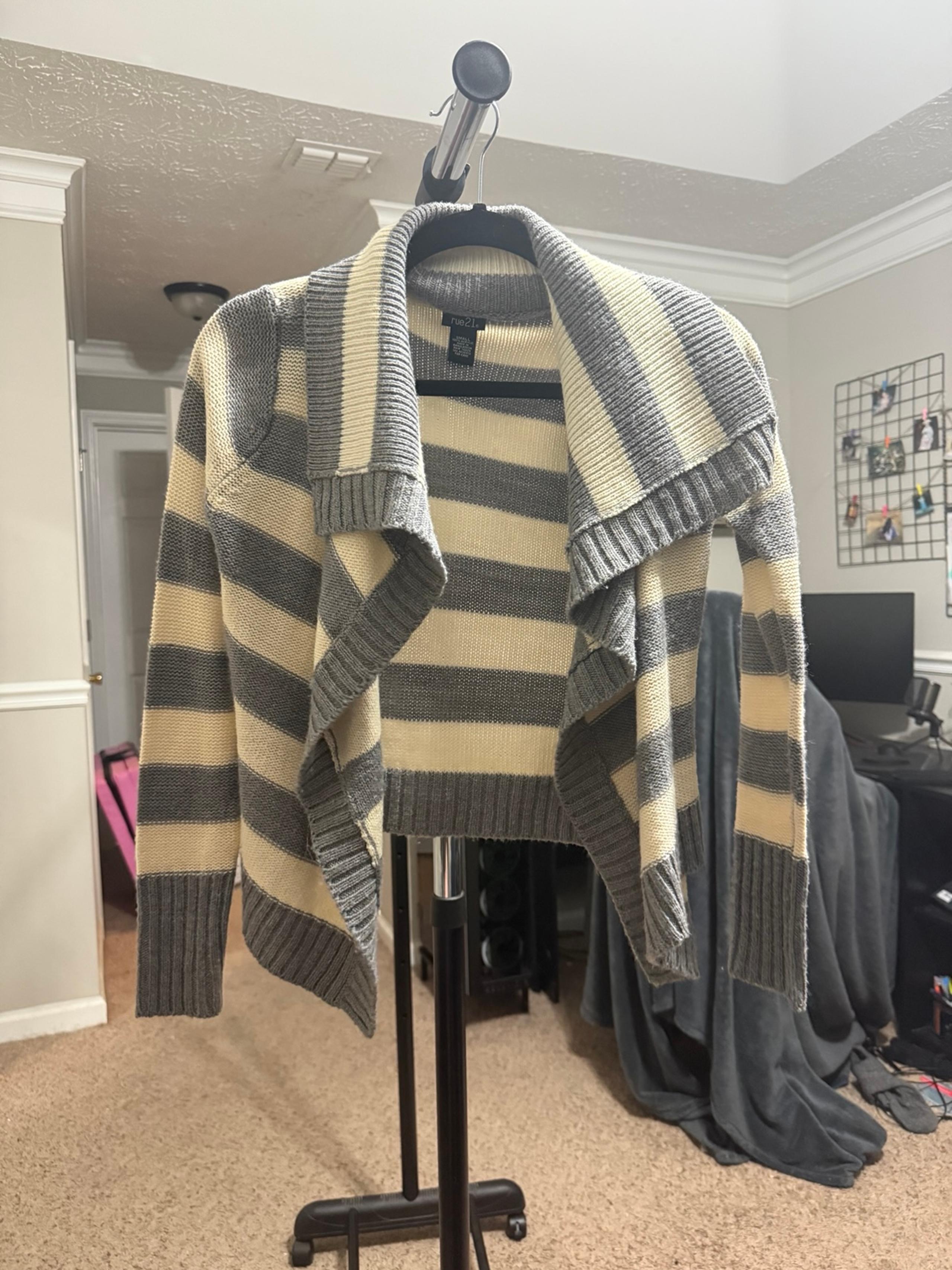 Small Gray & Cream Striped Sweater Cardigan