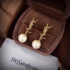 pearl earrings