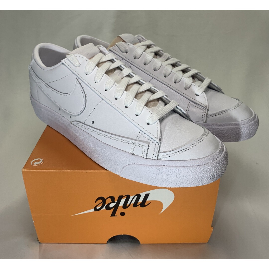 Nike Blazer Low '77 Women’s 9.5 Triple White 2021