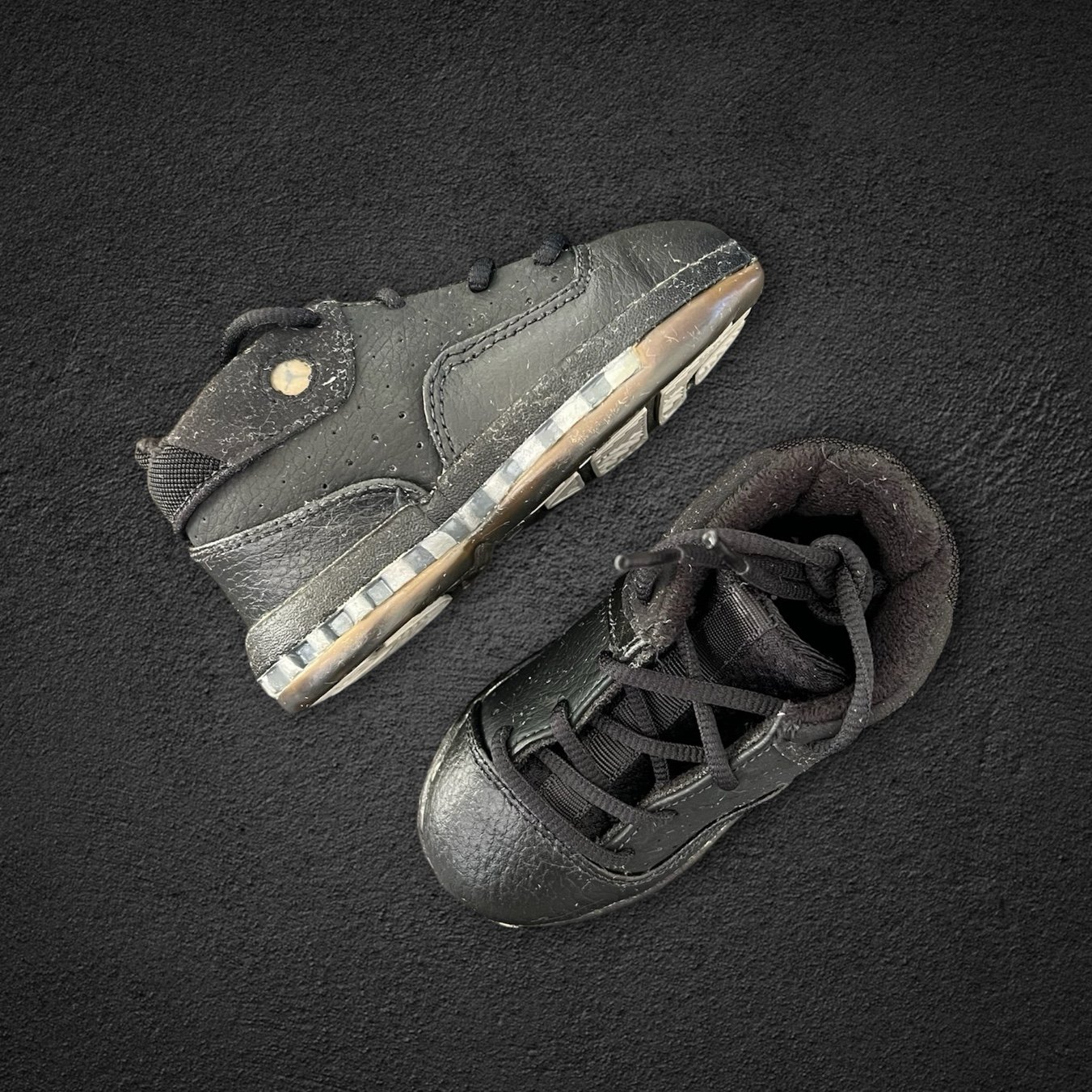 NIKE Baby Jordan XVI 16 Low Black