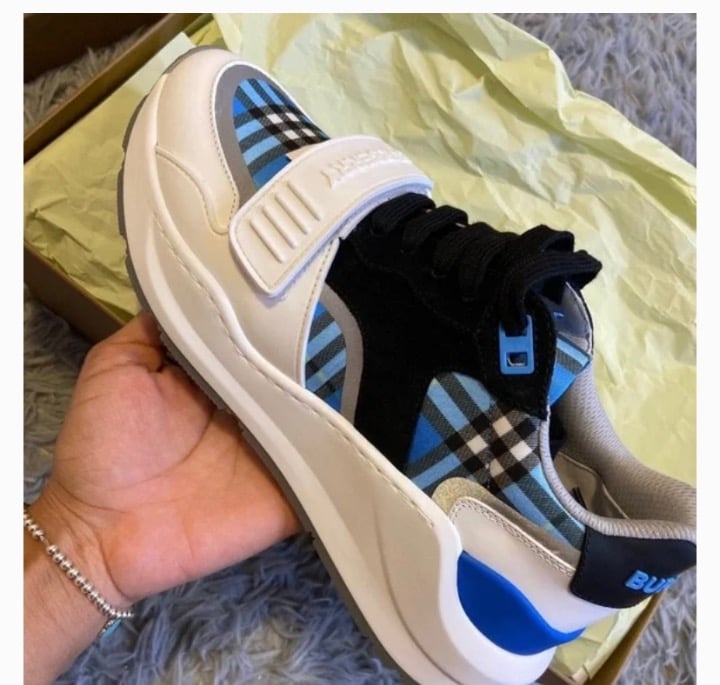 Burberry Sneakers