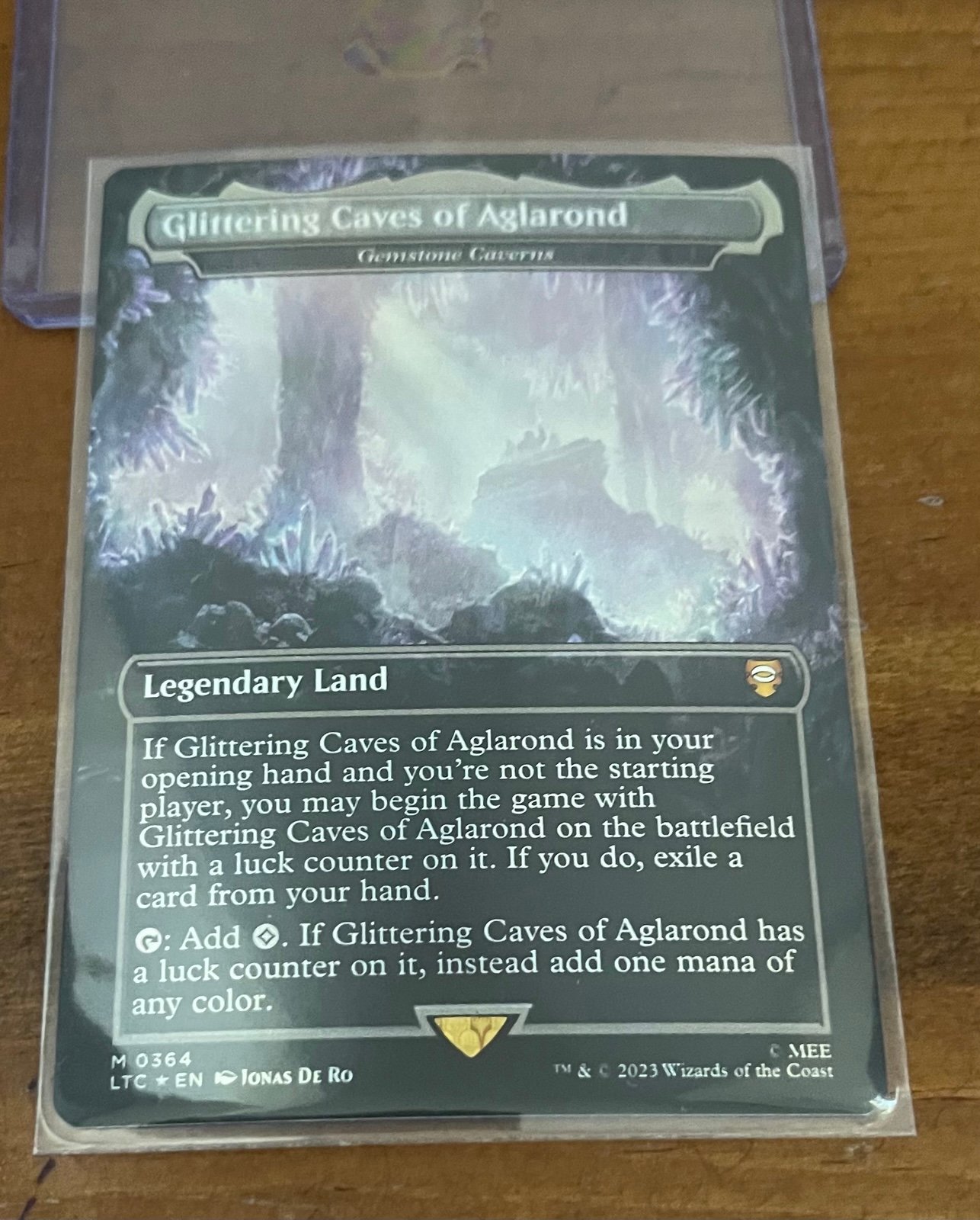 Glittering Caves of Aglarond, Borderless Foil. Magic The Gathering MTG