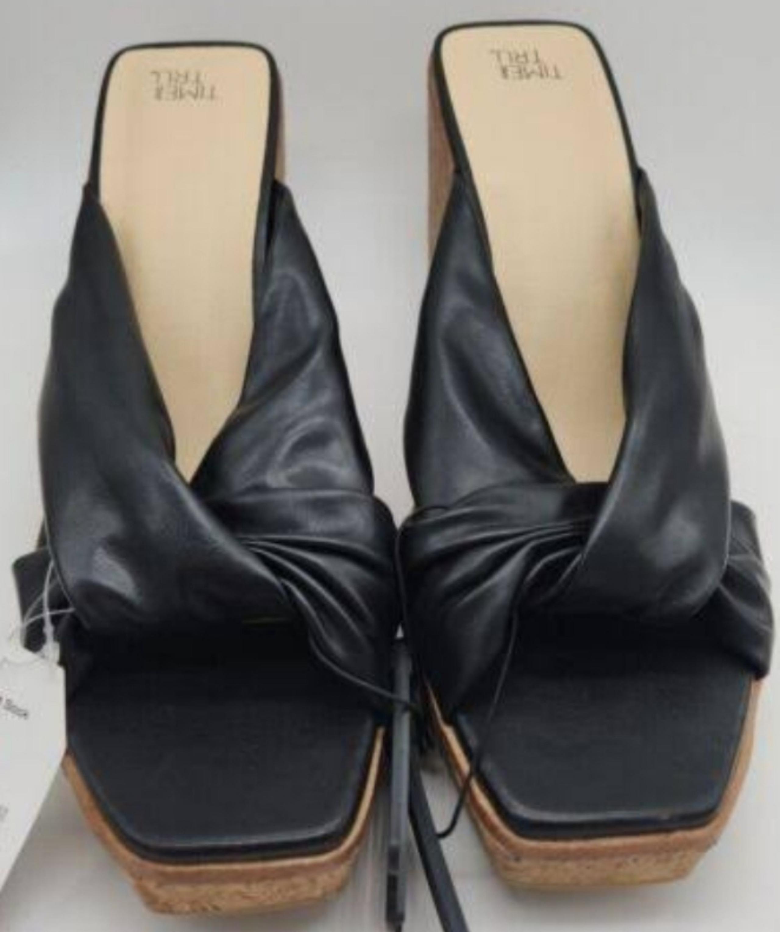 Time and Tru Women's Black with Cork Wedge Sandals