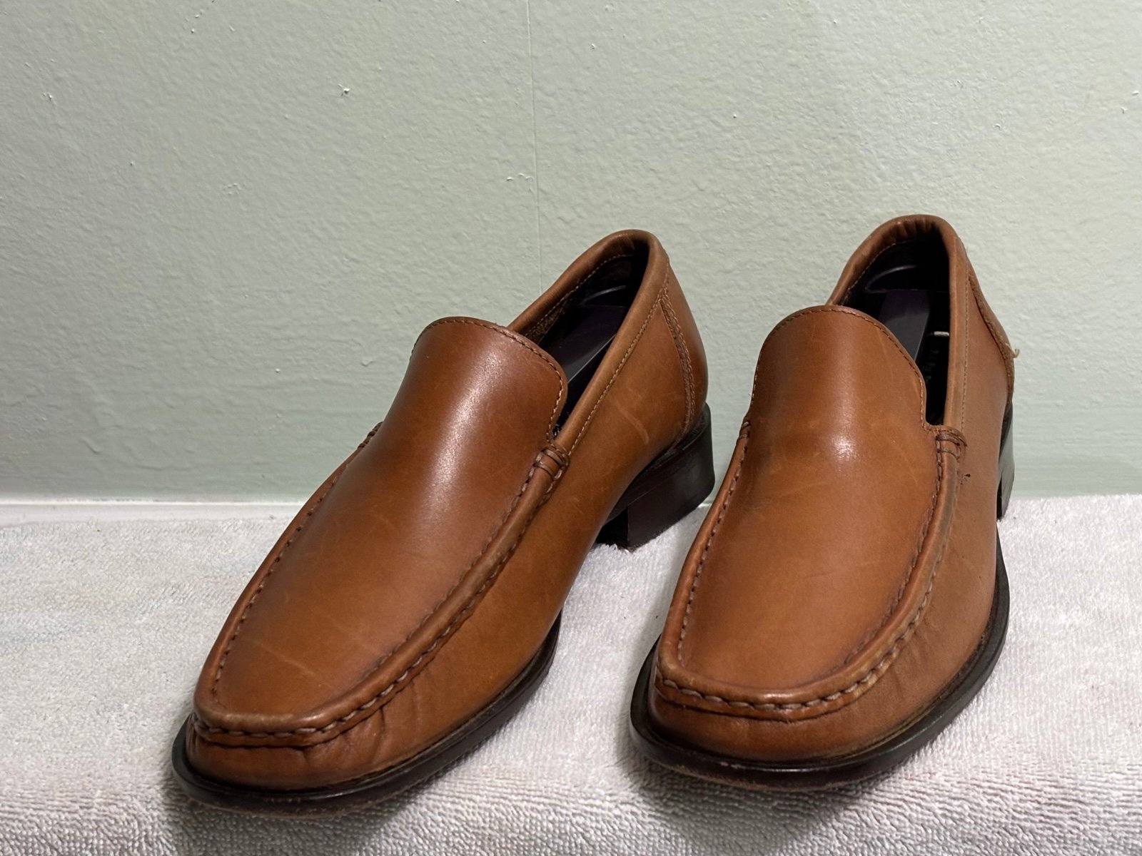 Coach shoes side 71/2 brown