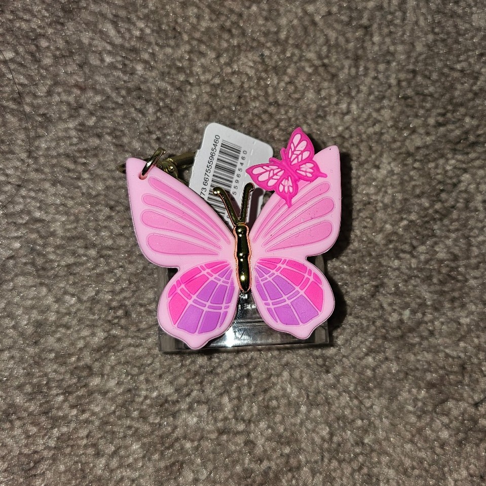 Bbw pink clip butterfly pocketbac