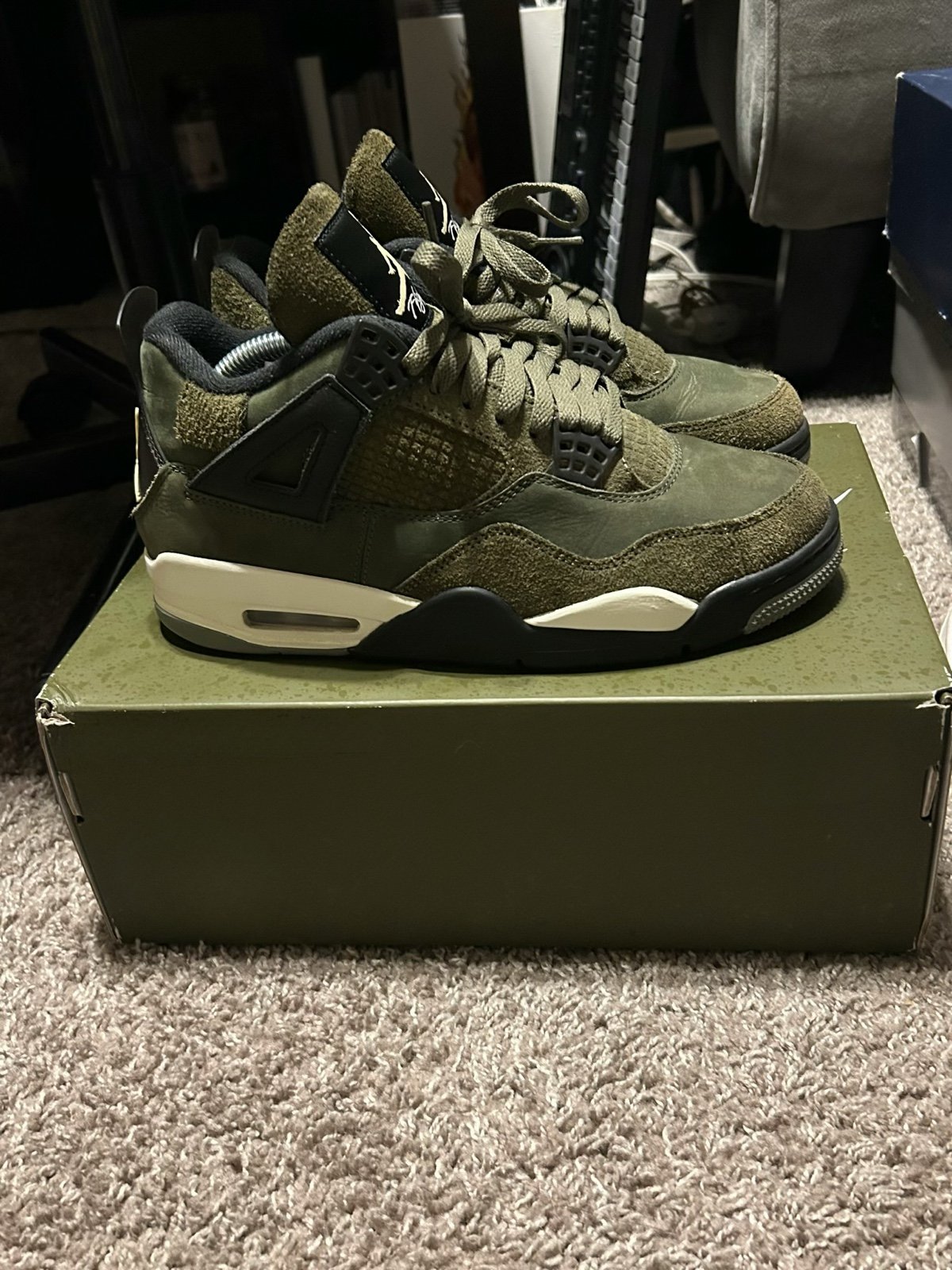Air Jordan 4 “Craft Olive”