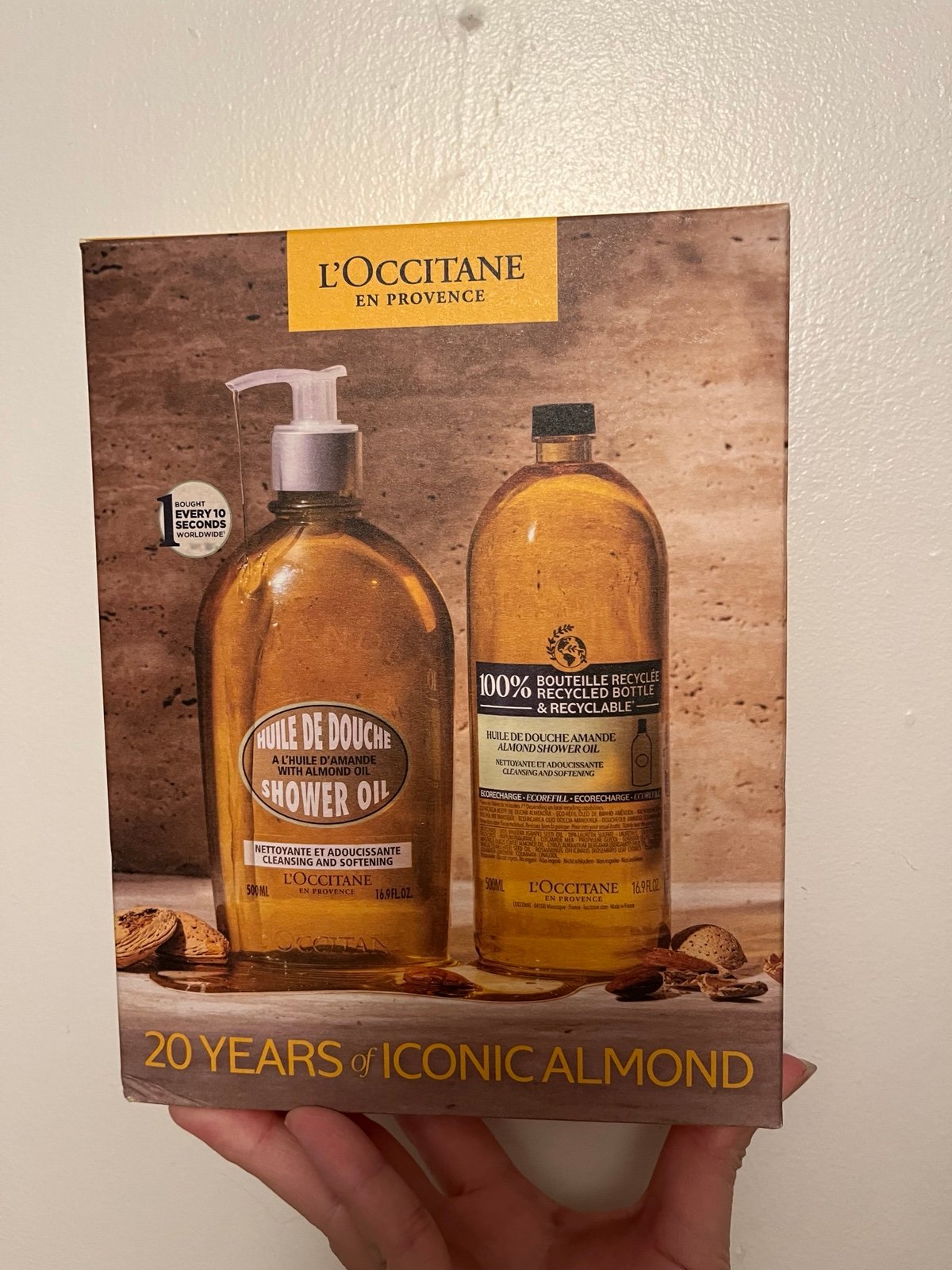 L'Occitane Almond Shower Oil and Refill set