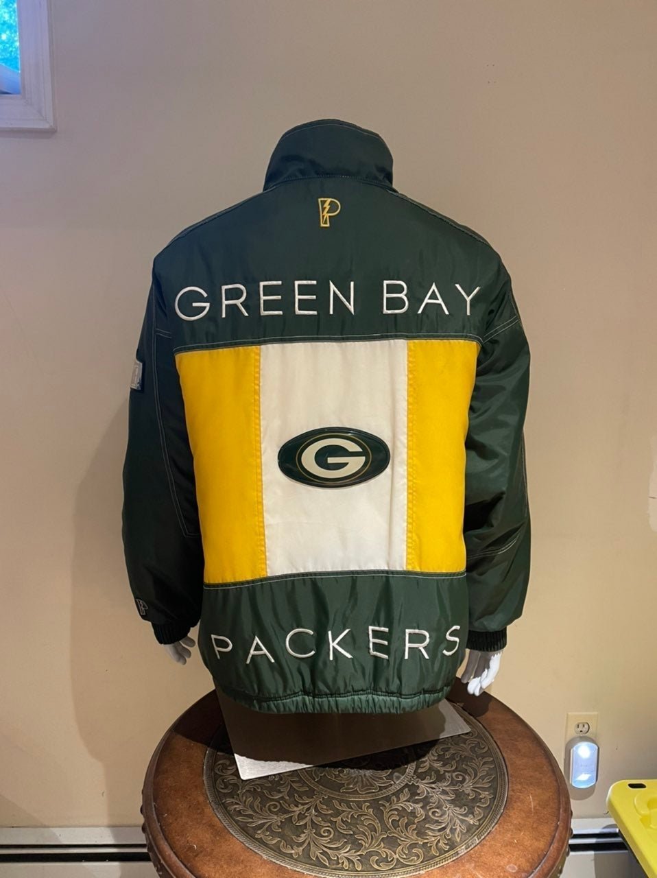 VTG RARE PRO PLAYER GREEN BAY PACKERS NFL EXPERIENCE JACKET XL