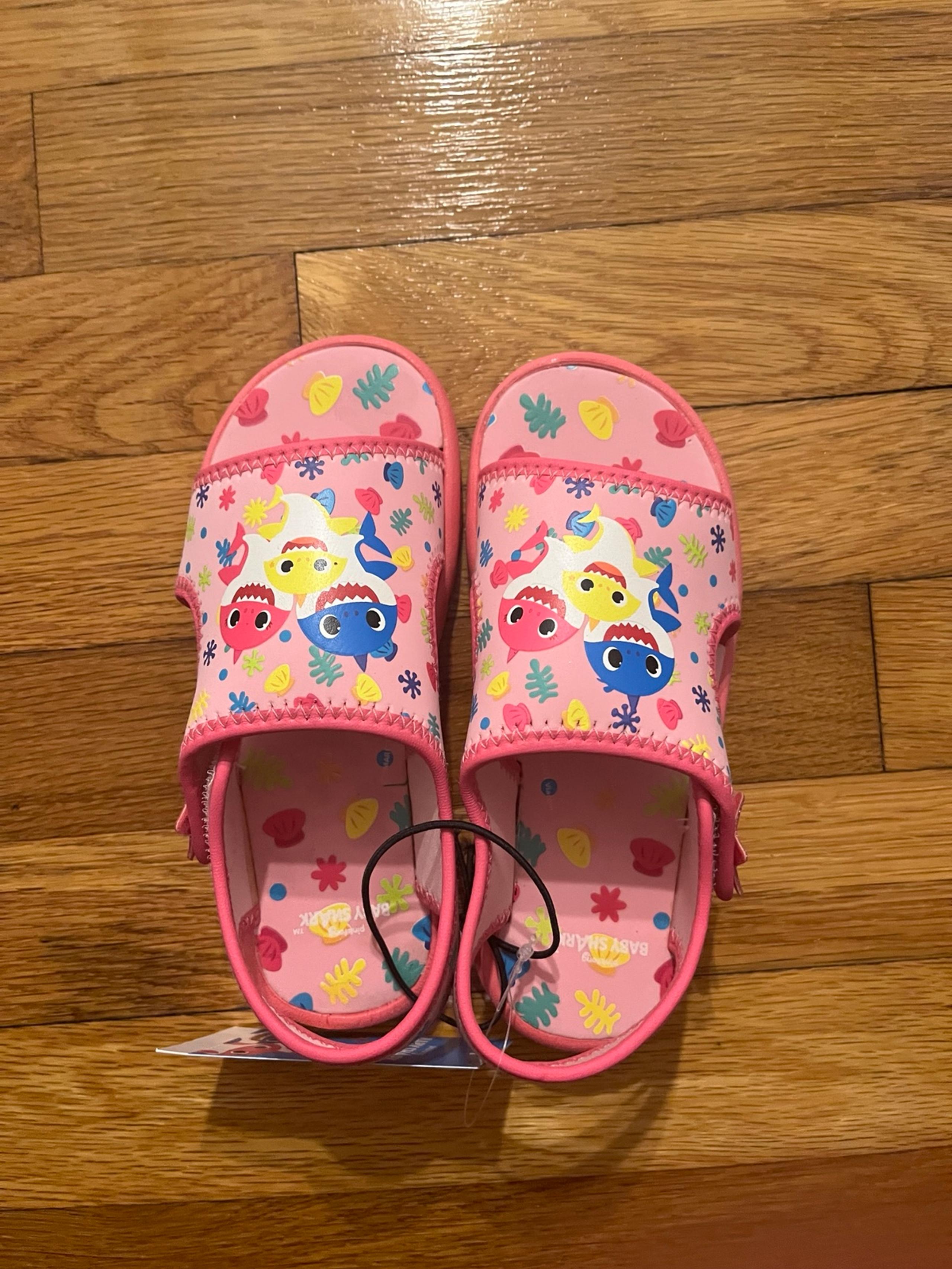 New with tag baby shark size 11/12 toddler sandal