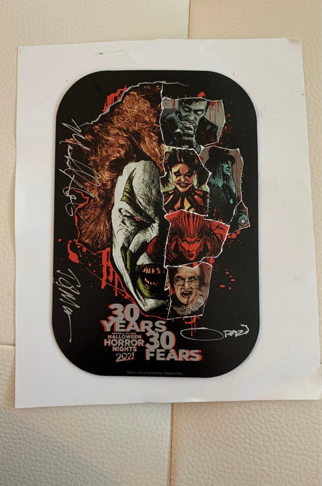 HHN magnet autographed by the artist