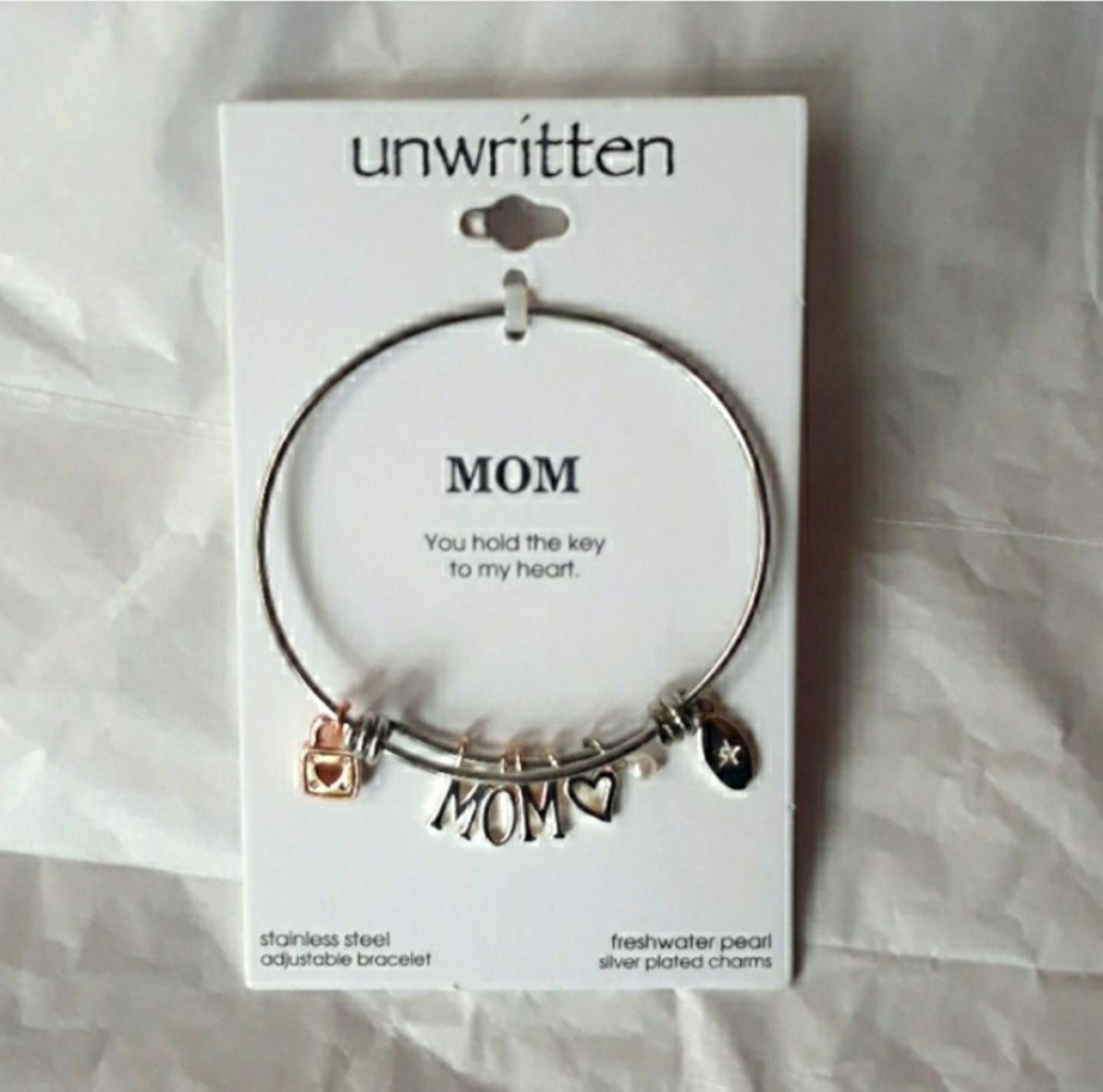 Unwritten adjustable bracelet stainless steel.