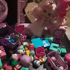 Shopkins Lot *HUGE*