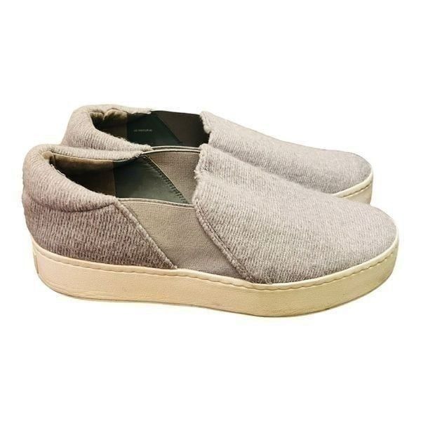 Vince Warren Platform Sneaker gray with white trim Size 10 womens preowned