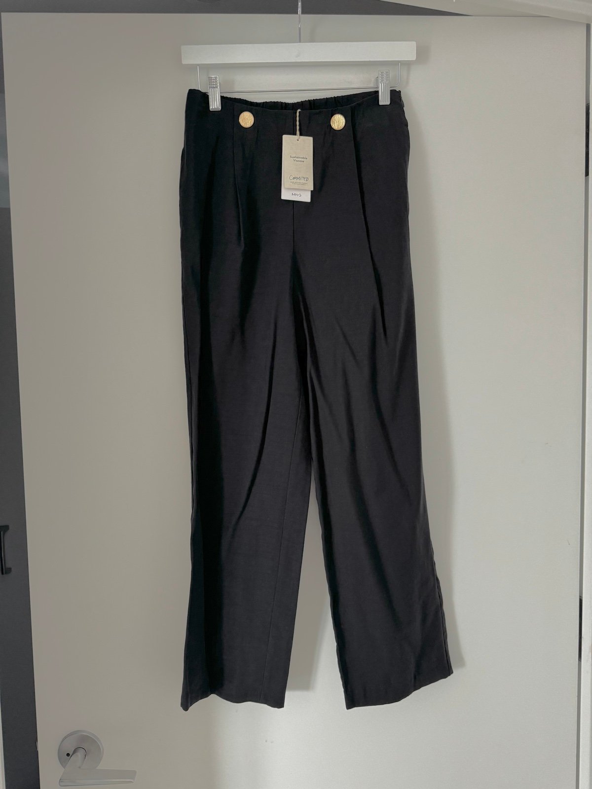 Mango Black Cropped Button Trousers NWT