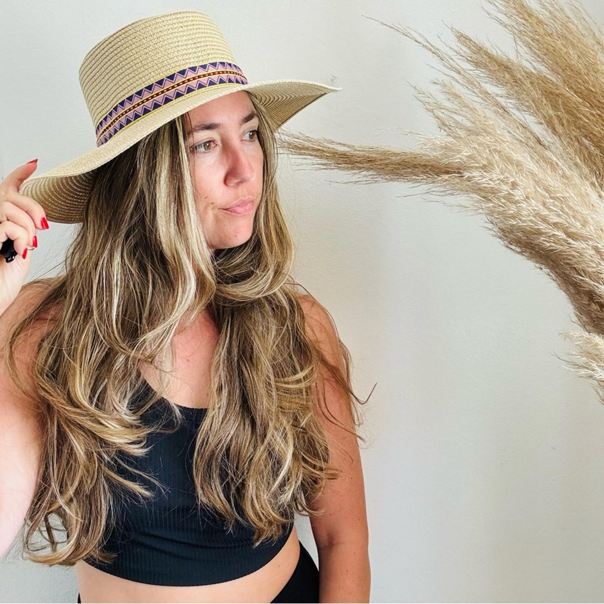 NEW ANTHROPOLOGIE Cream Tan Straw Wide Brim Floppy Purple Print Ribbon Sun Hat