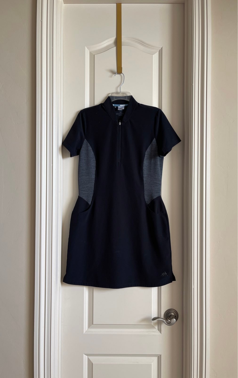 Adidas Dress golf/tennis M