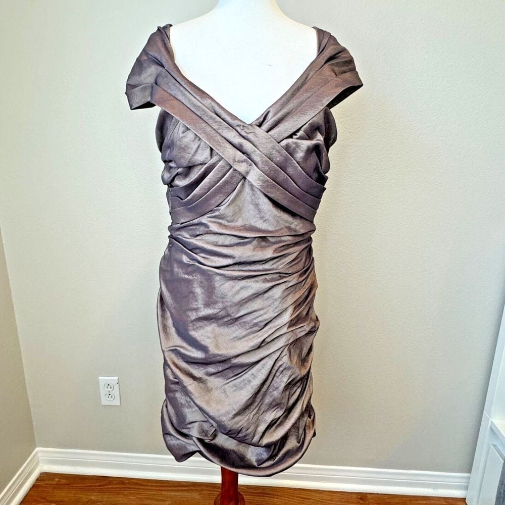 CACHET Cocktail Bodycon Ruched Evening Dress Bronze Metallic Size 14 Party