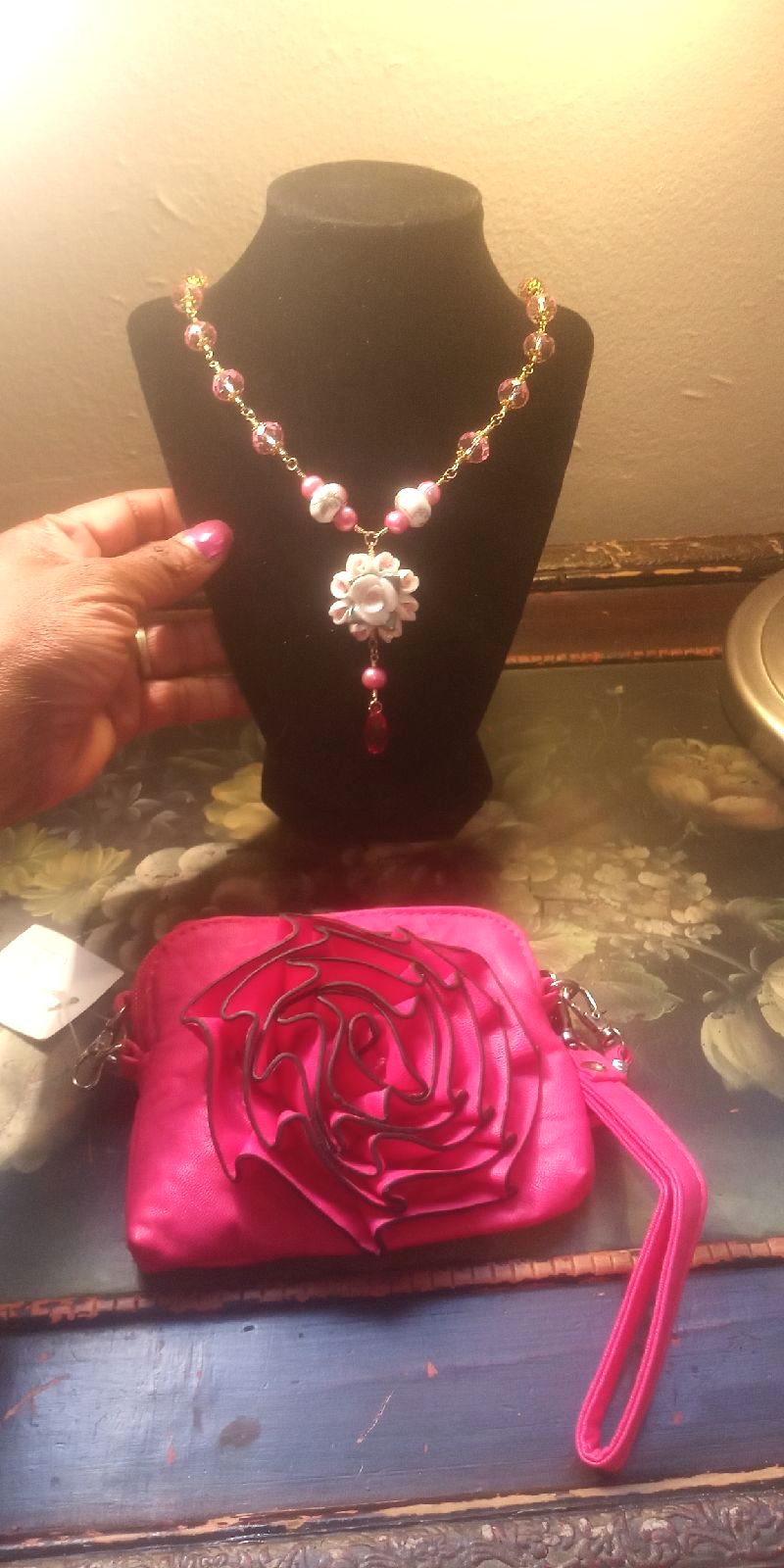 Pink Pearl Necklace w/ pink leather bag.