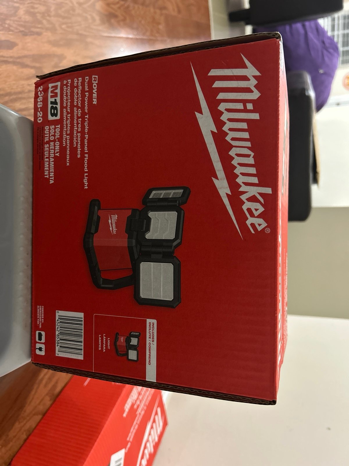 Milwaukee M18 Dual power Triple Panel Flood light tool only