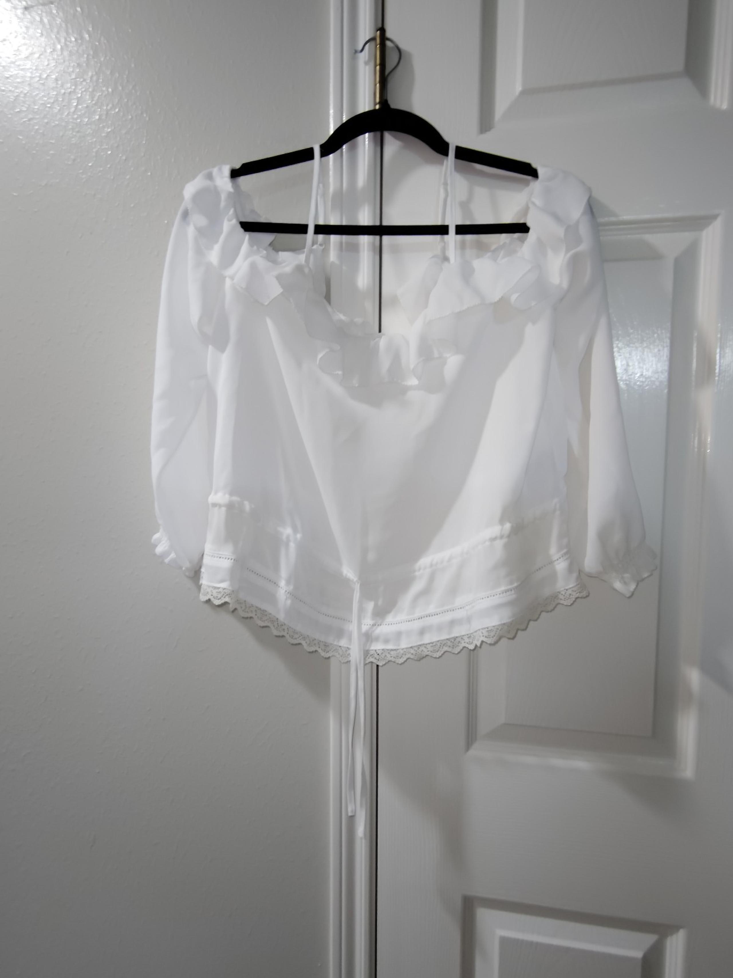 H&M Divided Women's Size 10 Cold Shoulder Ruffle White Blouse