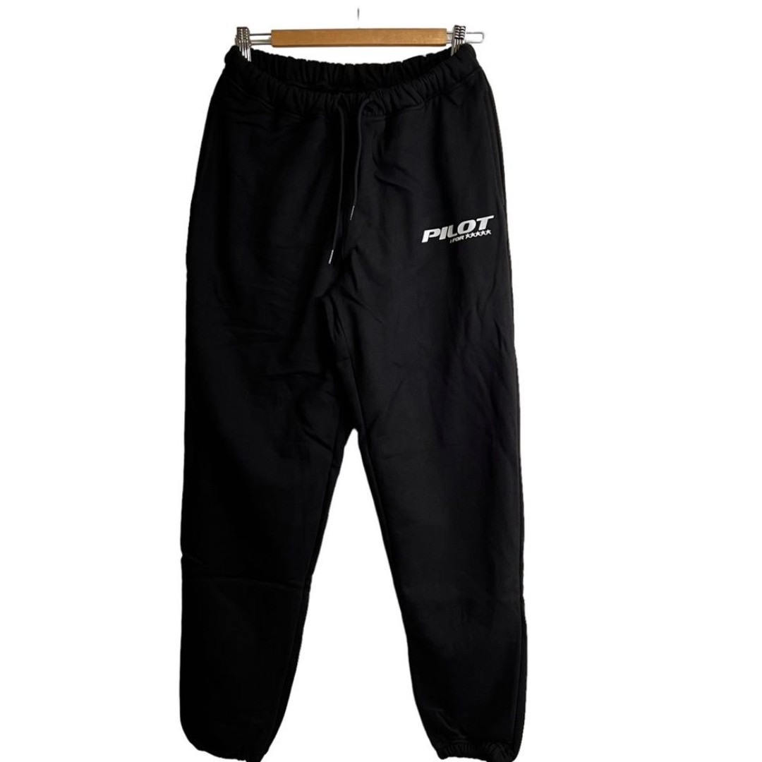 New Men’s Stray Kids Pilot Jogger Pants in Black