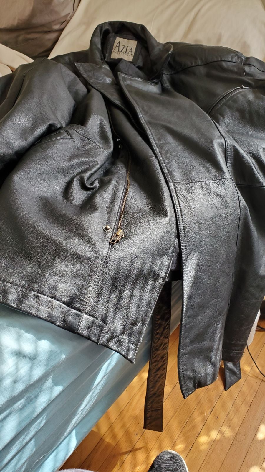 Black leather Azia jacket with belt it i